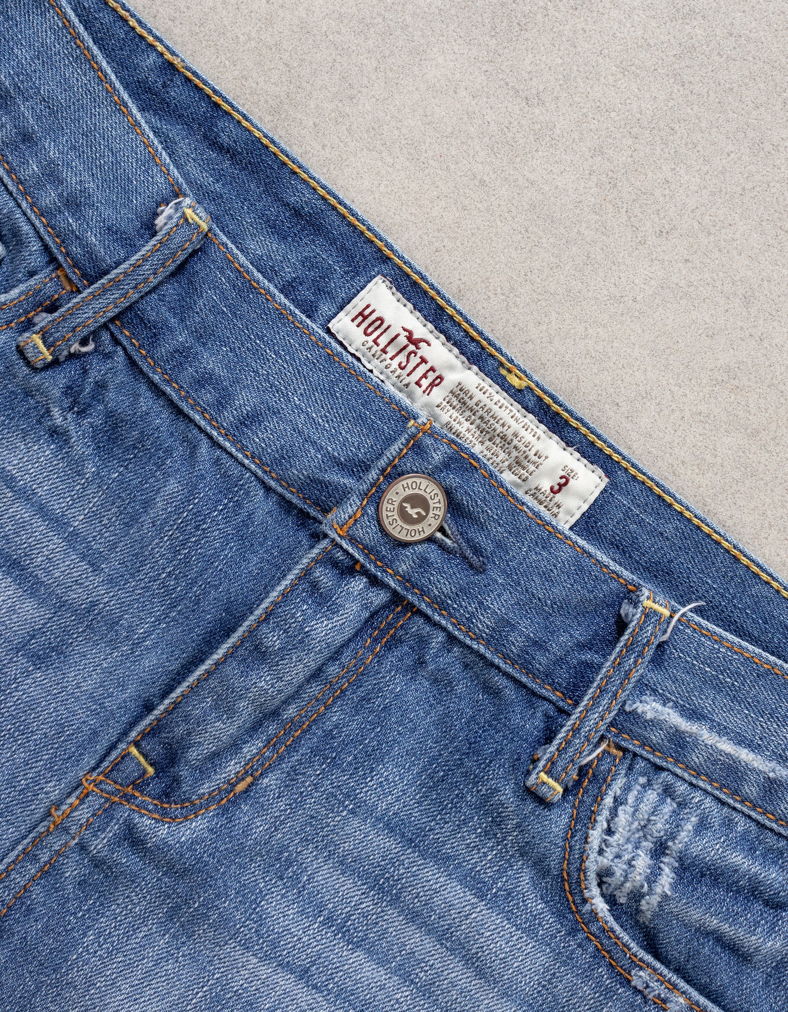 Hollister Mini