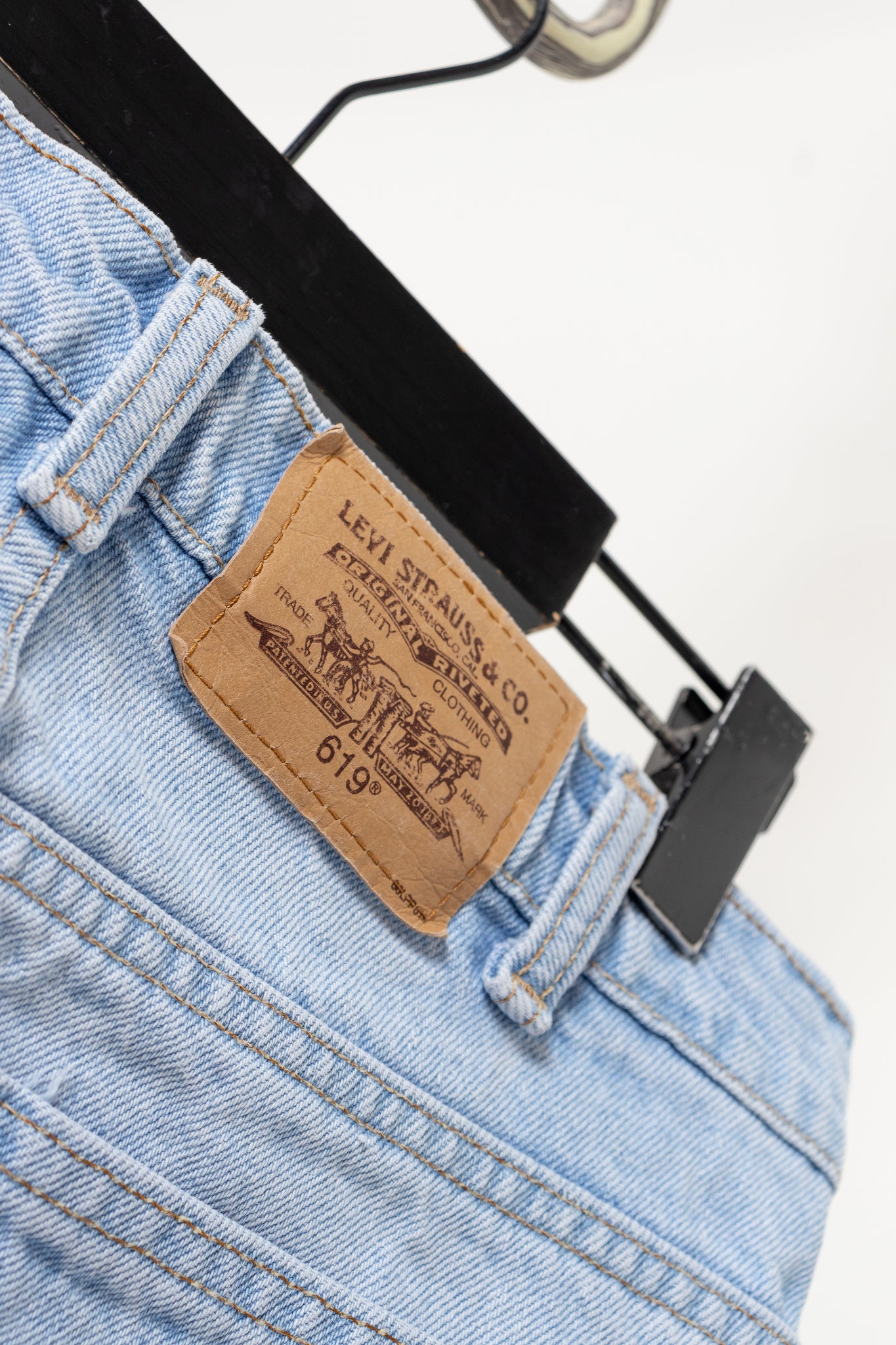 Levi's 619
