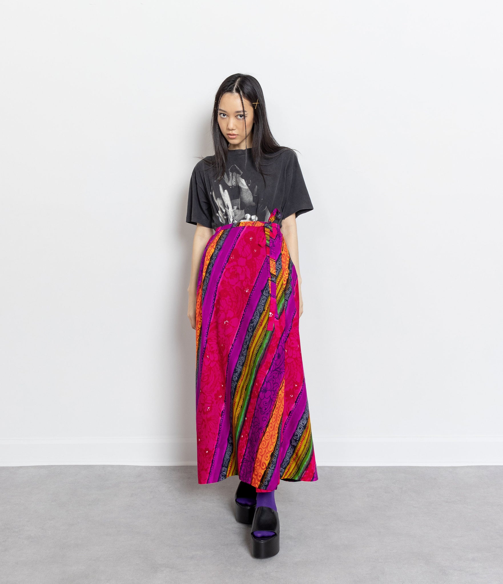 Neon Maxi
