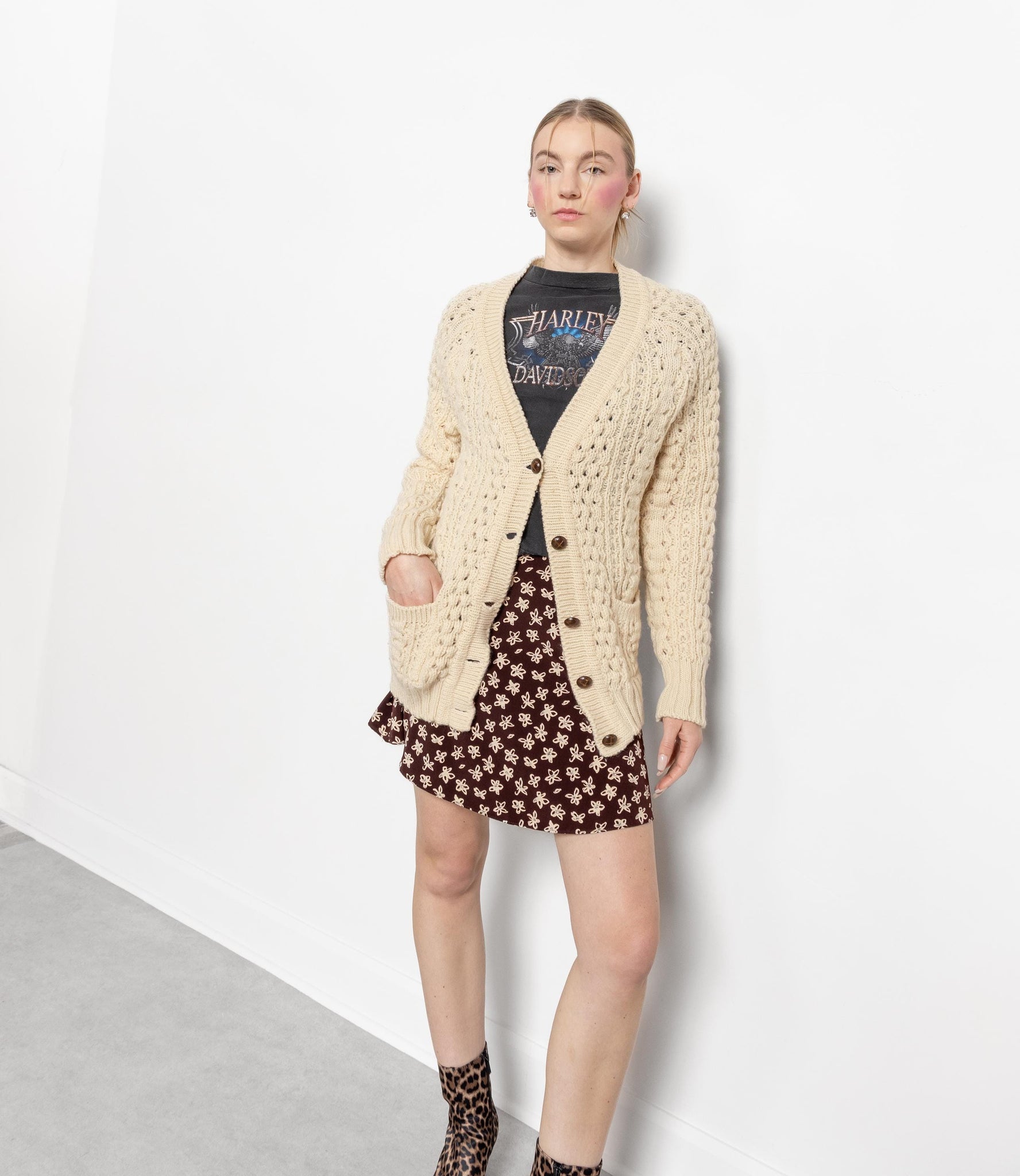 Hand Knit For Una