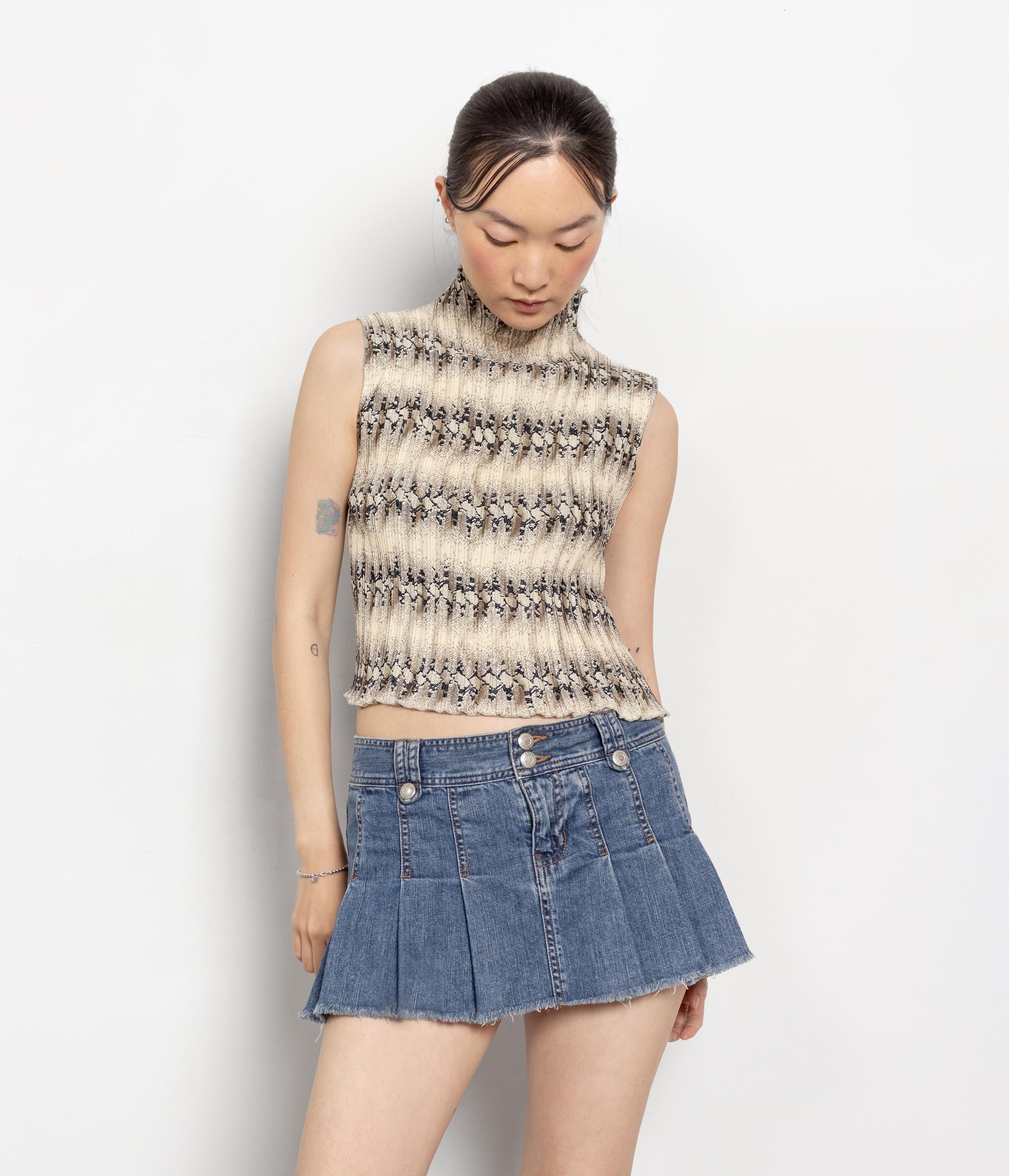Abercrombie ミニスカートヴィンテージ　レア　y2k 海外ガール90s Vintage Abercrombie Skirts – Better Stay Together
