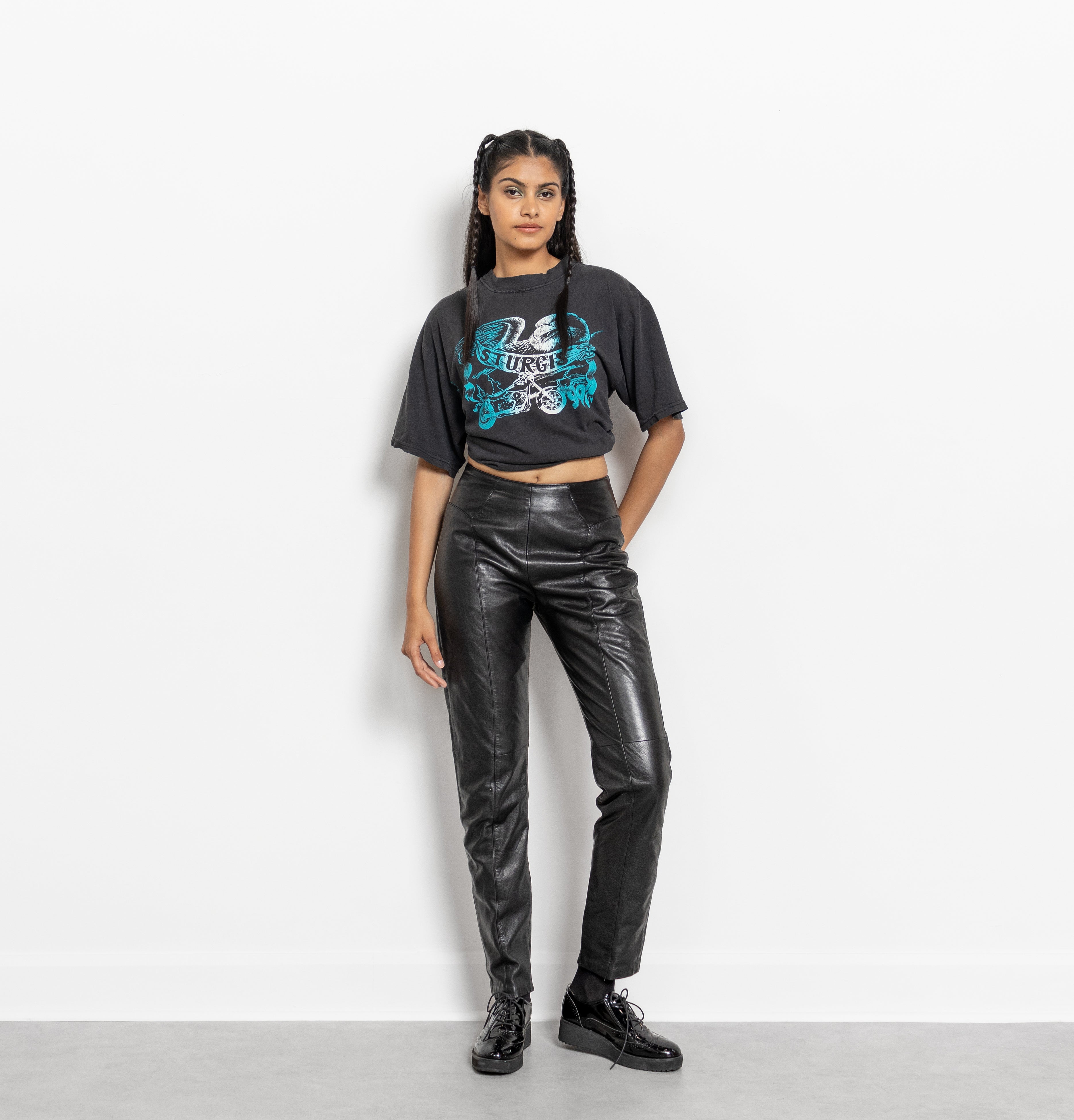 leather-pants-5802_f703aa3d-