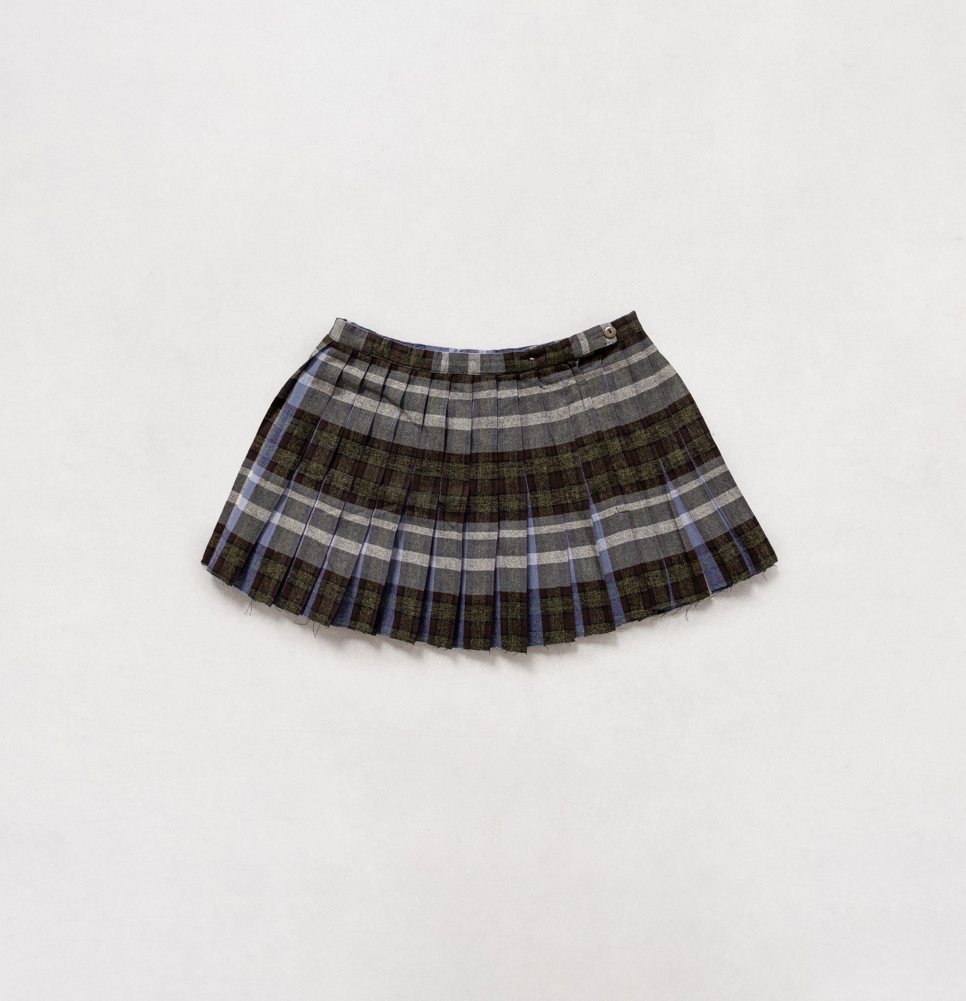 Pleated Plaid