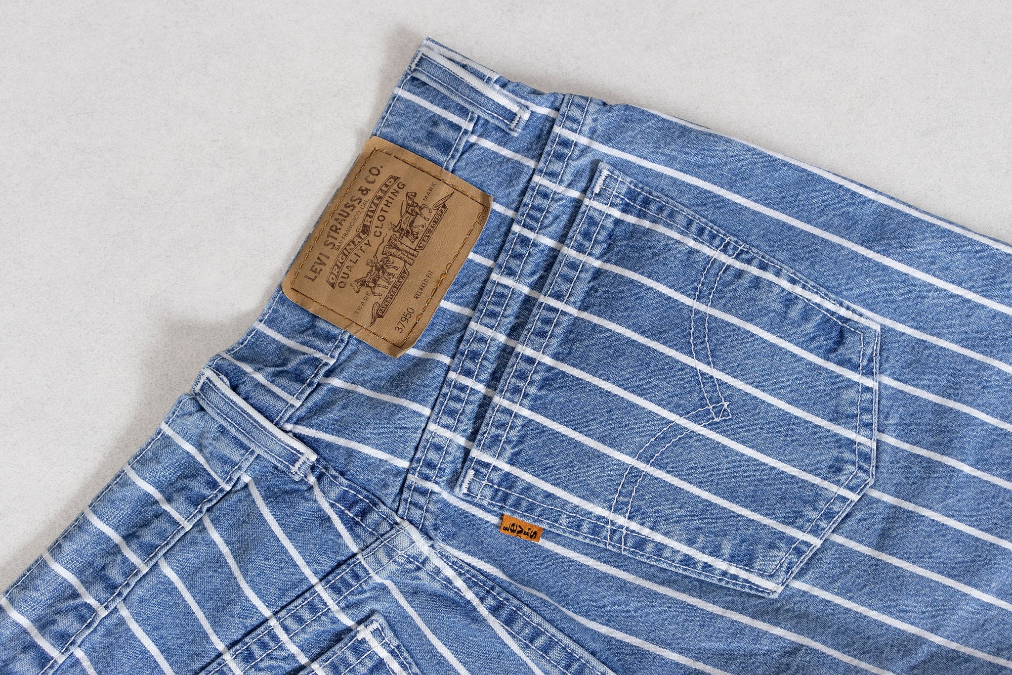 Stripe Levi's